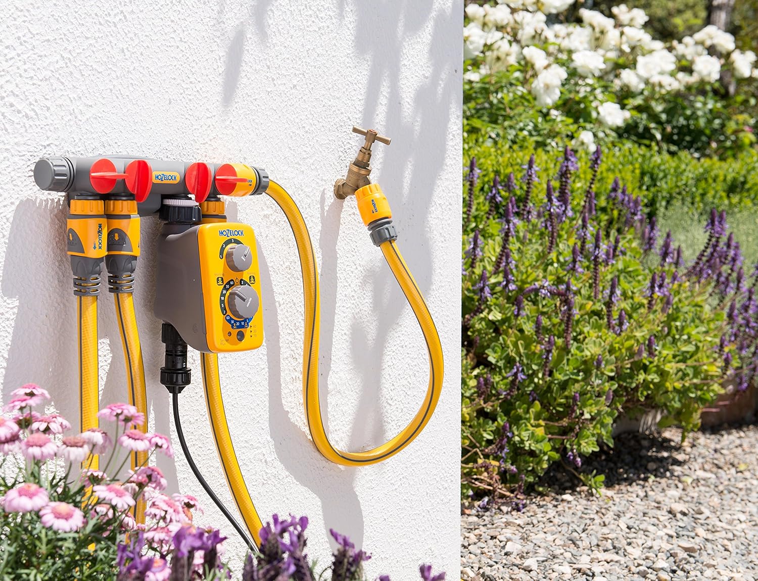 HOZELOCK - Multi-Tap Connector 4-Way Watering : Ideal for Creating 4 Circuits on a Single Tap, Independent Flow Valve for Each Outlet, Supplied with X2 Fittings and Screws [2150R0000]